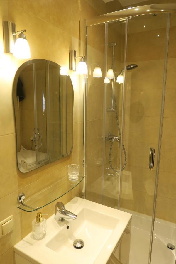 Apartament Geneva Варшава Екстериор снимка